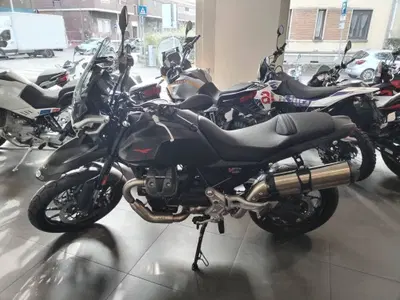 Moto Guzzi V85 Strada (2024 - 26) usata