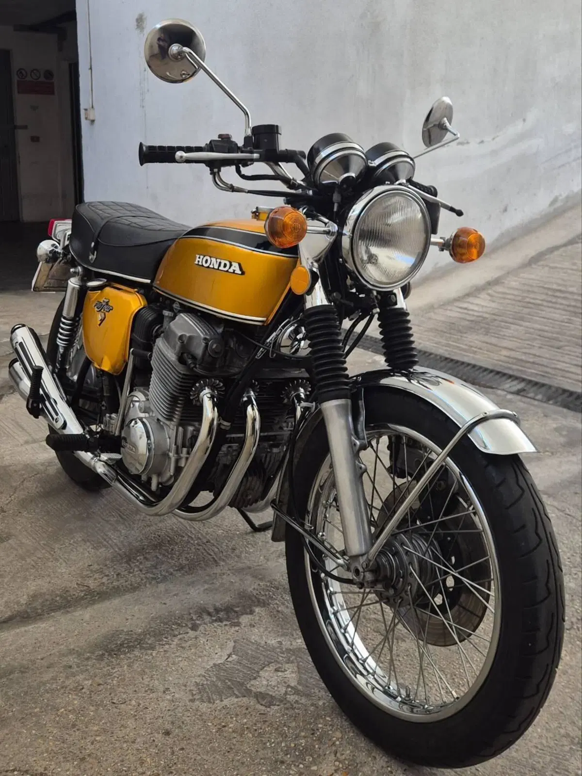 Honda 750 four (3)