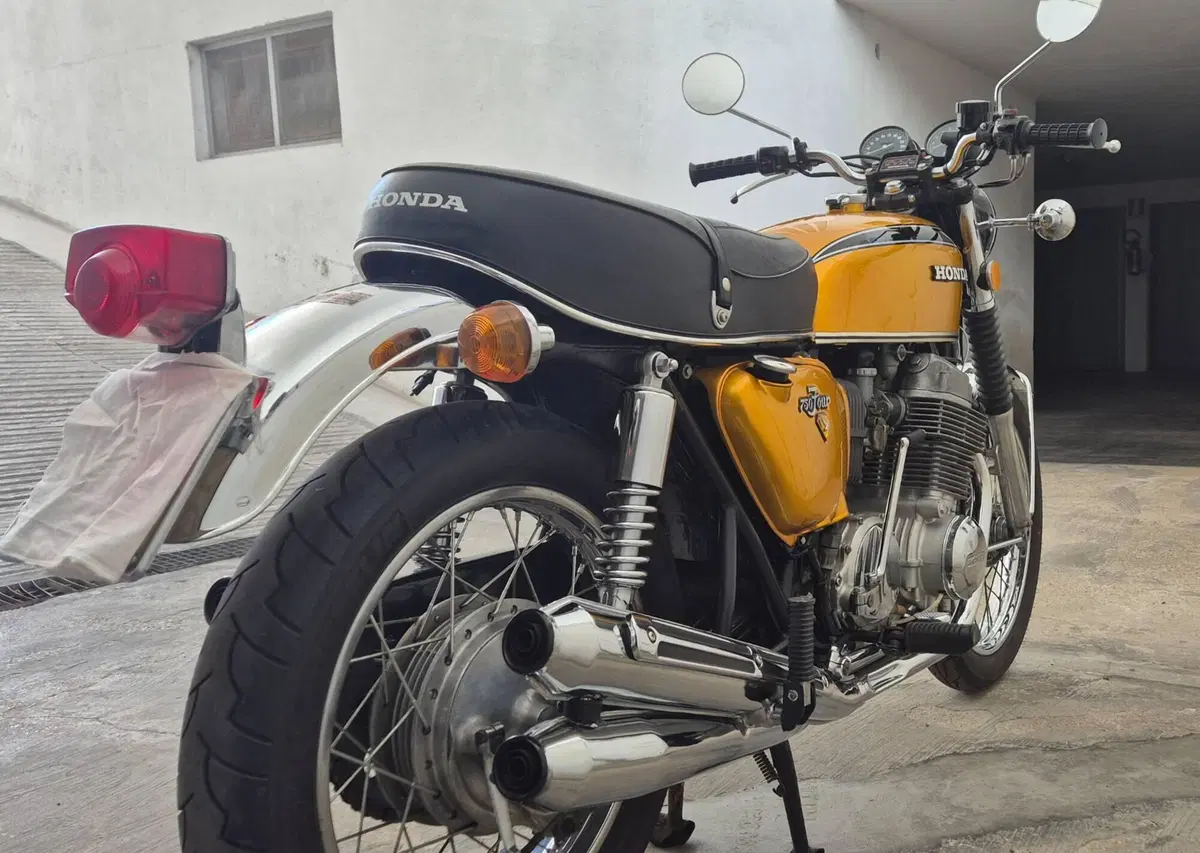 Honda 750 four (7)