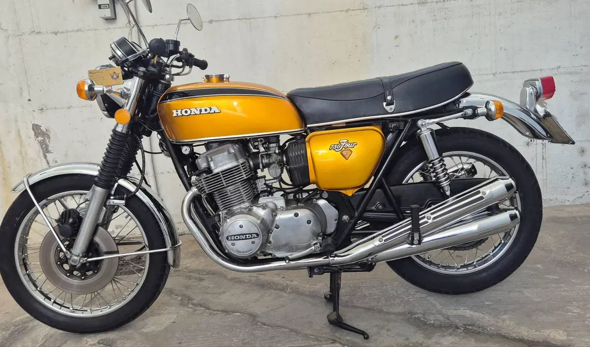Honda 750 four (10)