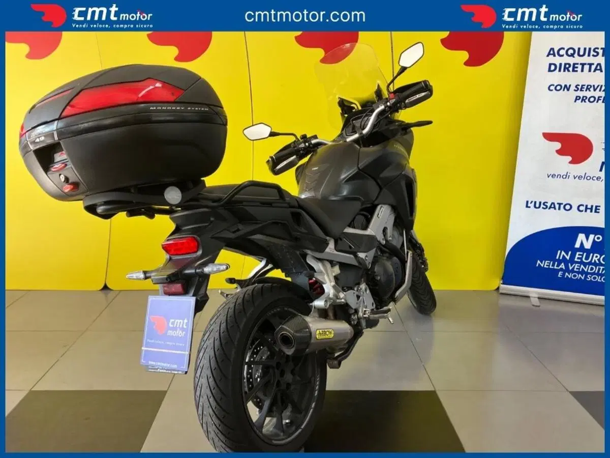 Honda Crossrunner (2017 - 20) (4)