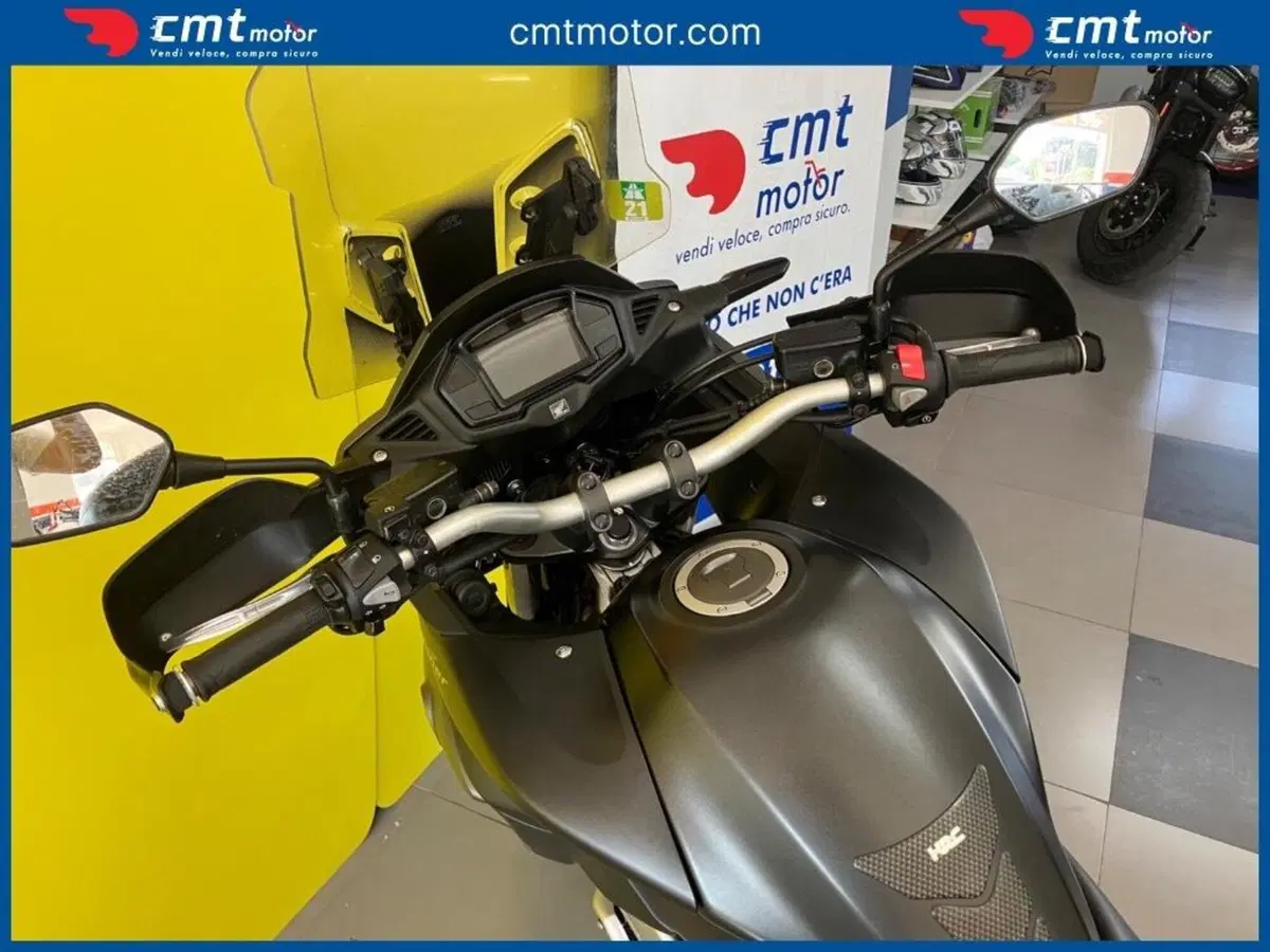 Honda Crossrunner (2017 - 20) (7)
