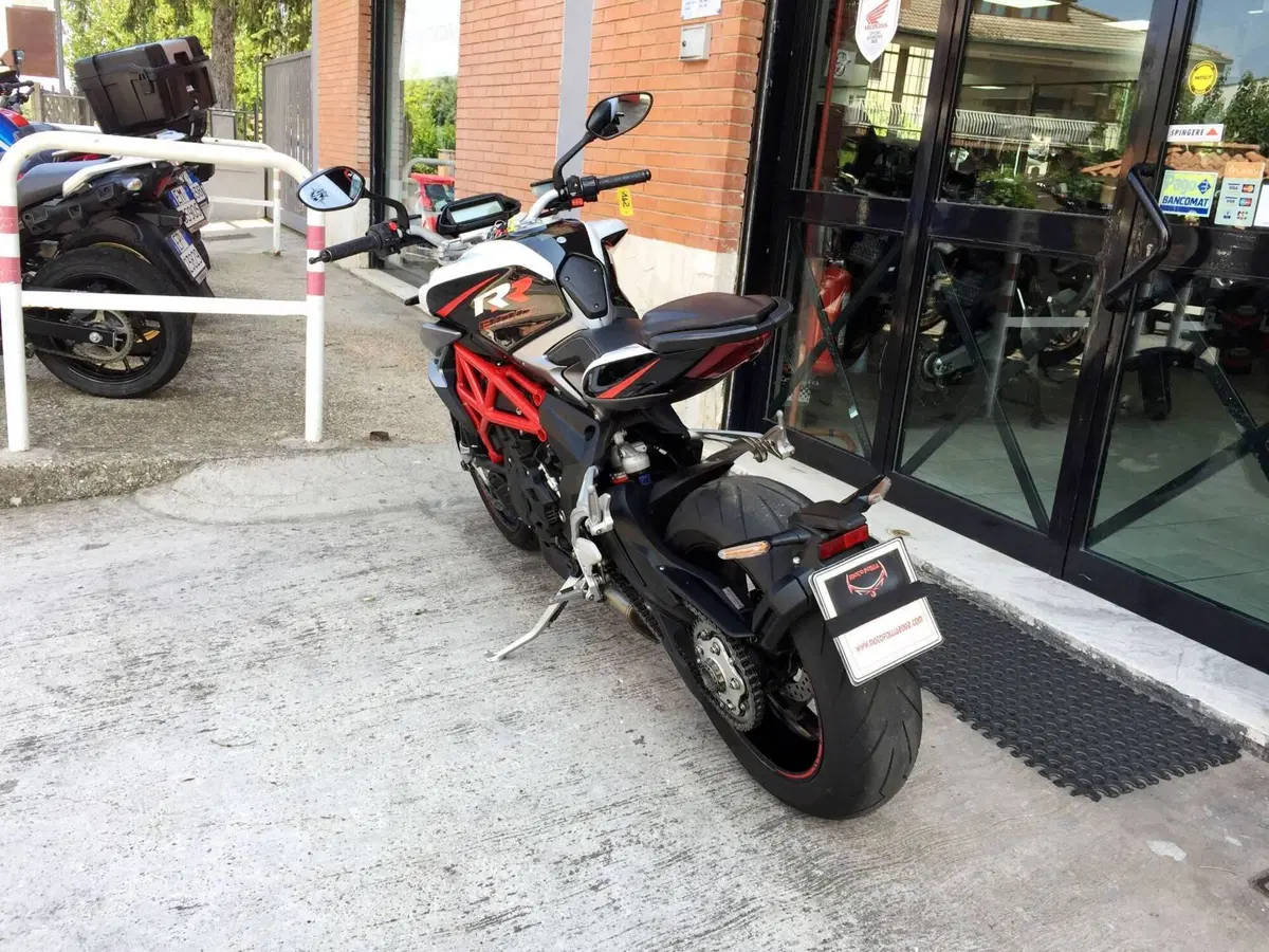 MV Agusta Brutale 800 RR (2017 - 20) (6)
