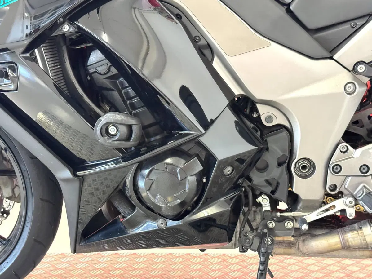 Kawasaki Z 1000 SX (2011 - 13) (16)