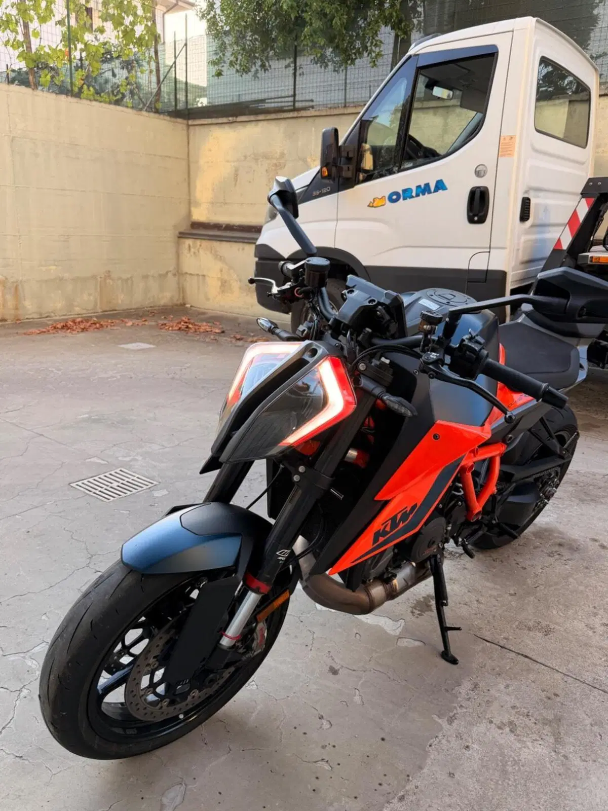 KTM 1290 Super Duke R (2020) (3)