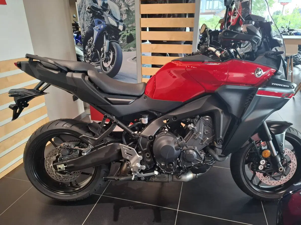Yamaha Tracer 9 (2025 - 26) (2)