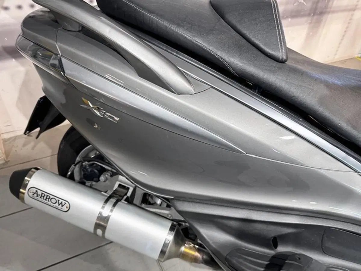 Piaggio X10 500 Executive (2011 - 17) (6)