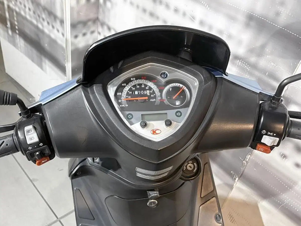 Kymco Agility 150 R16 (3)
