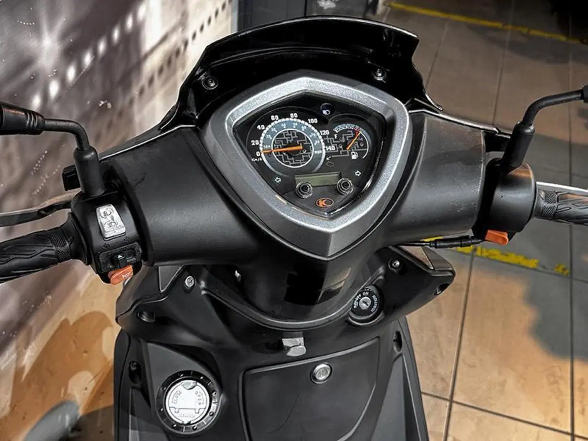 Kymco Agility 125i R16 + (2016 - 17) (3)
