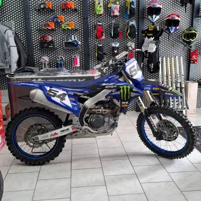 Yamaha YZ 450 F (2024) usata