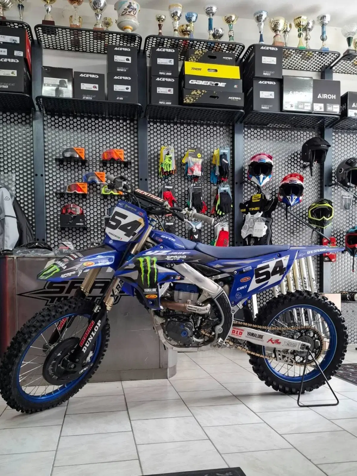 Yamaha YZ 450 F (2024) (2)
