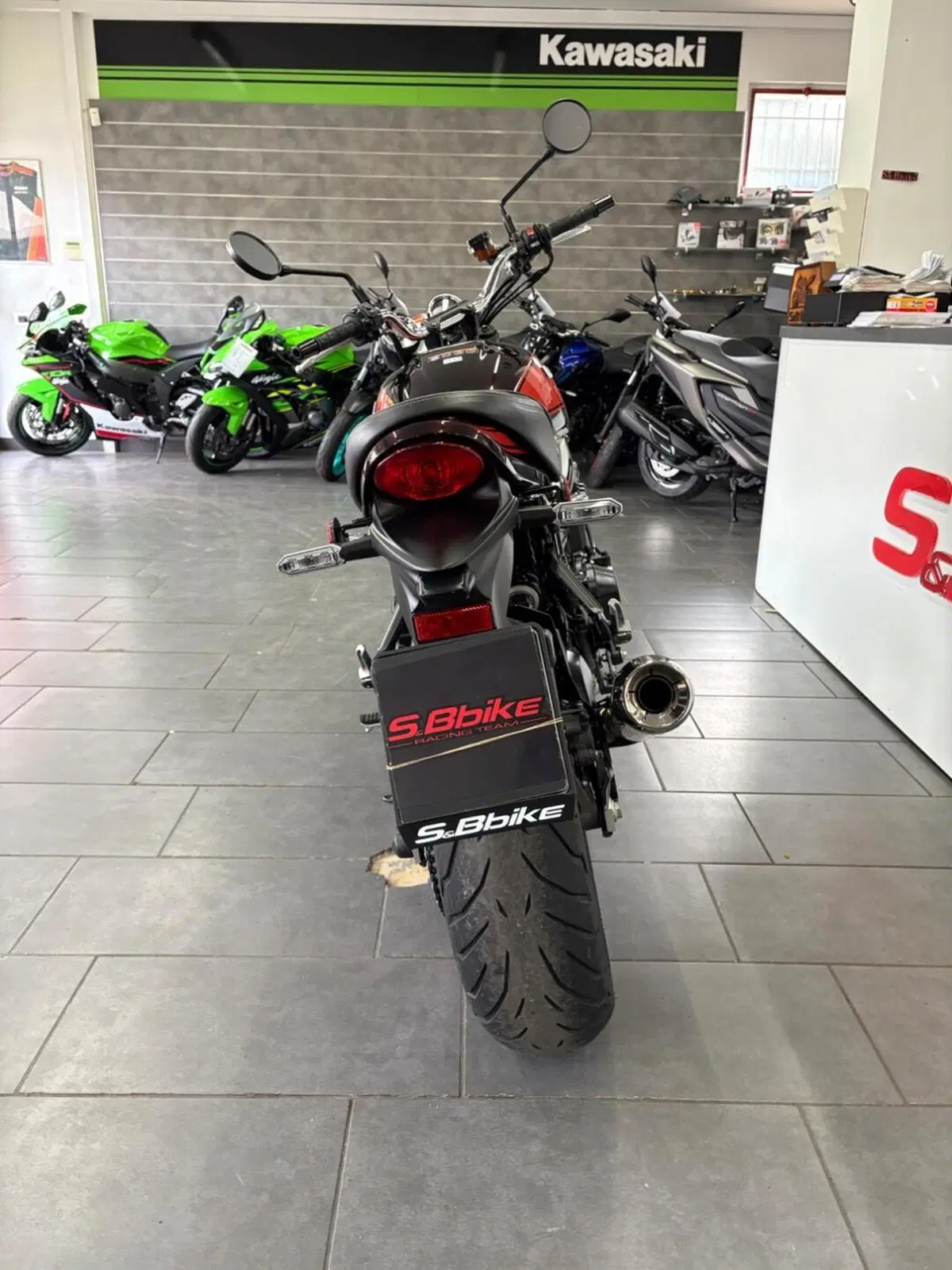 Kawasaki Z 900 RS (2018 - 20) (4)
