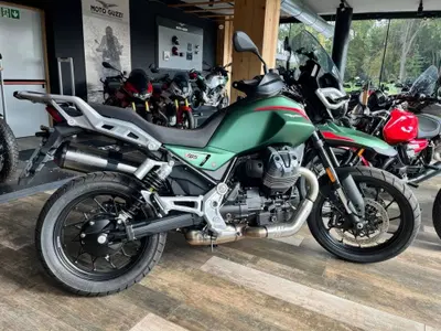Moto Guzzi V85 Strada (2024 - 26) nuova