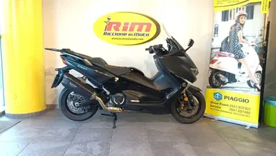 Yamaha T-Max 530 DX (2017 - 19) usata