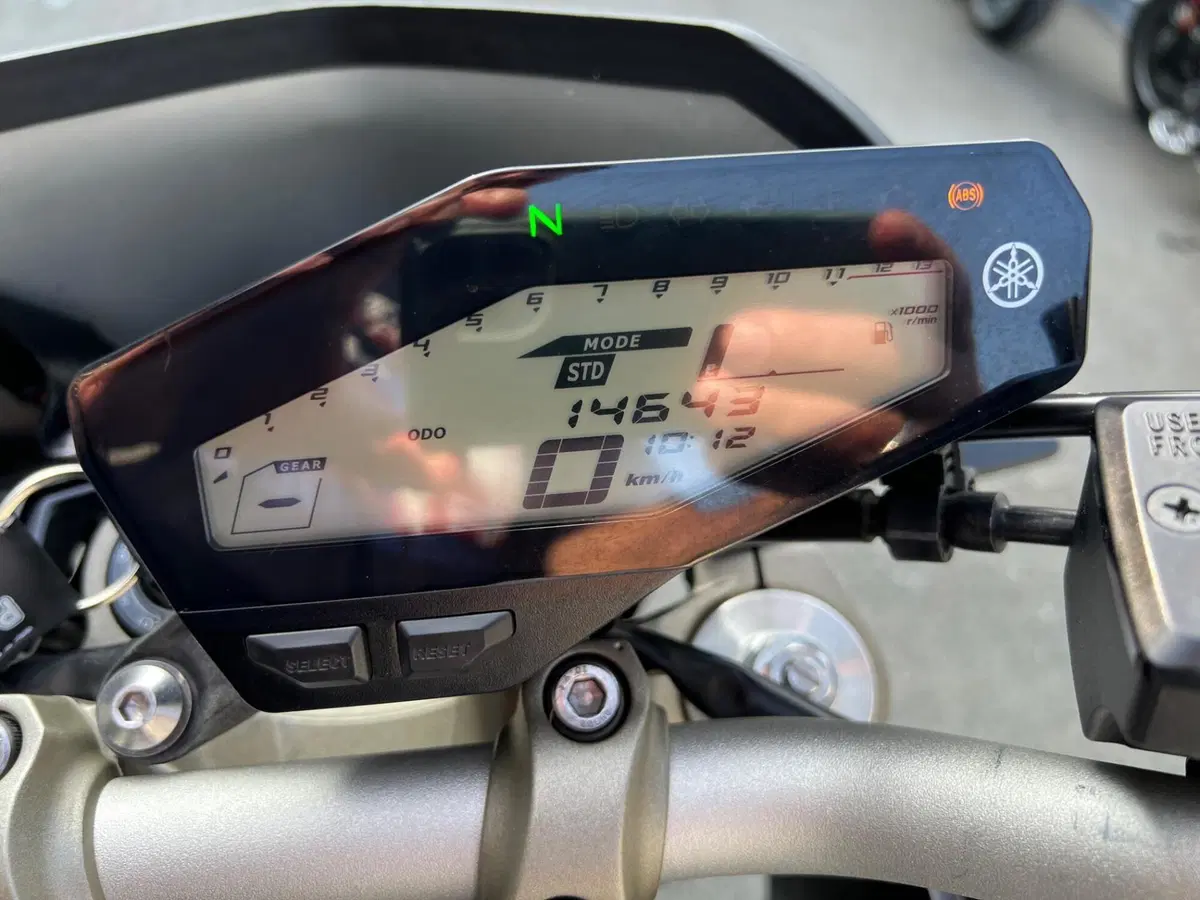 Yamaha MT-09 (2013 - 15) (6)