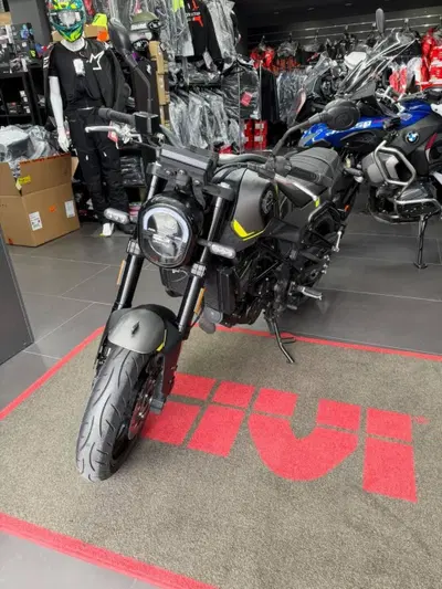Benelli Leoncino 250 (2021 - 25) usata