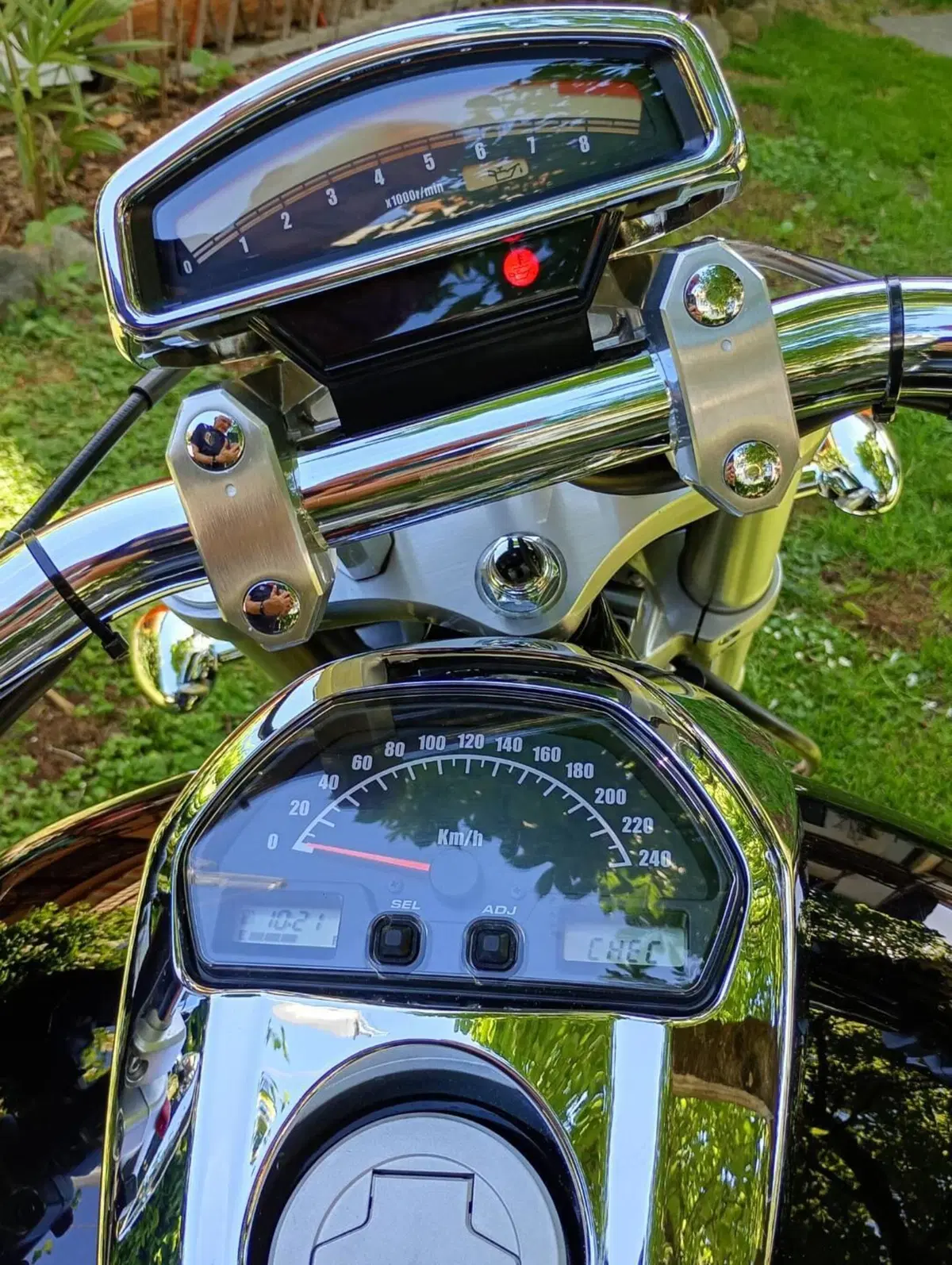 Suzuki Intruder M 1800 R (2009 - 14) (4)