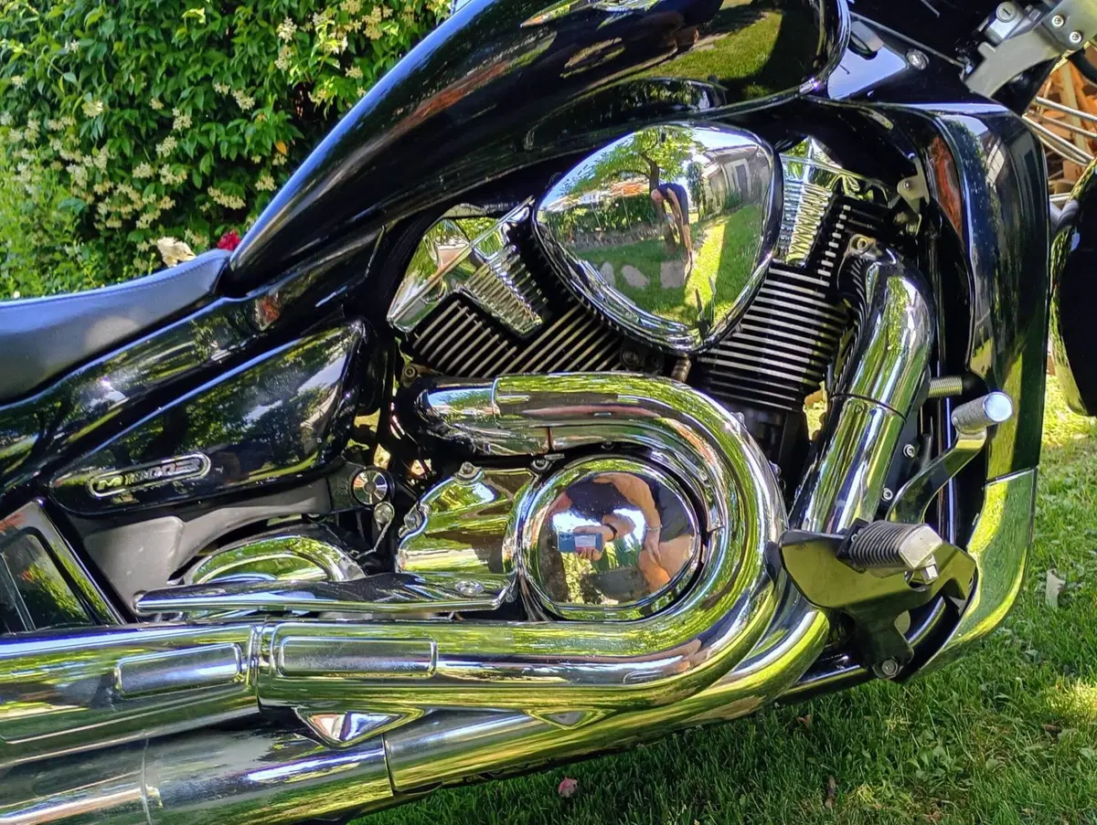 Suzuki Intruder M 1800 R (2009 - 14) (10)