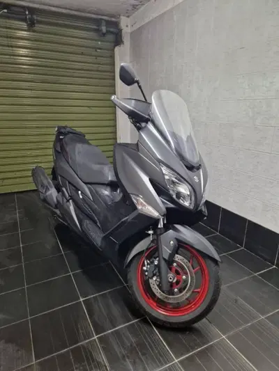 Suzuki Burgman AN 400 (2017 - 20) usata