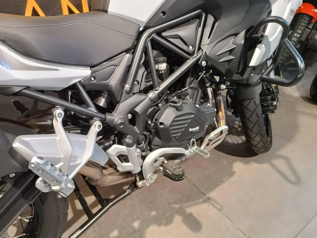 Benelli TRK 502X (2020) (4)
