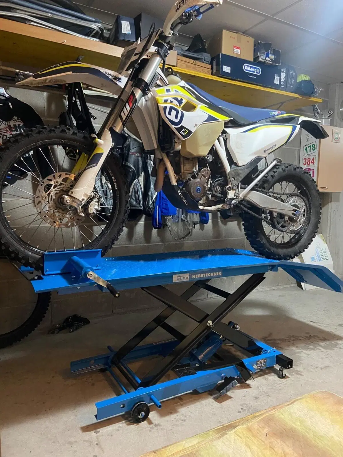 Husqvarna FE 250 (2016) (2)
