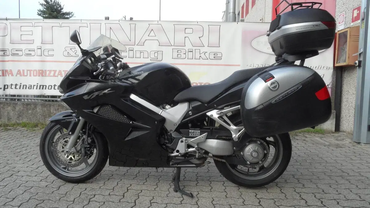 Honda VFR 800 (2006 - 13)