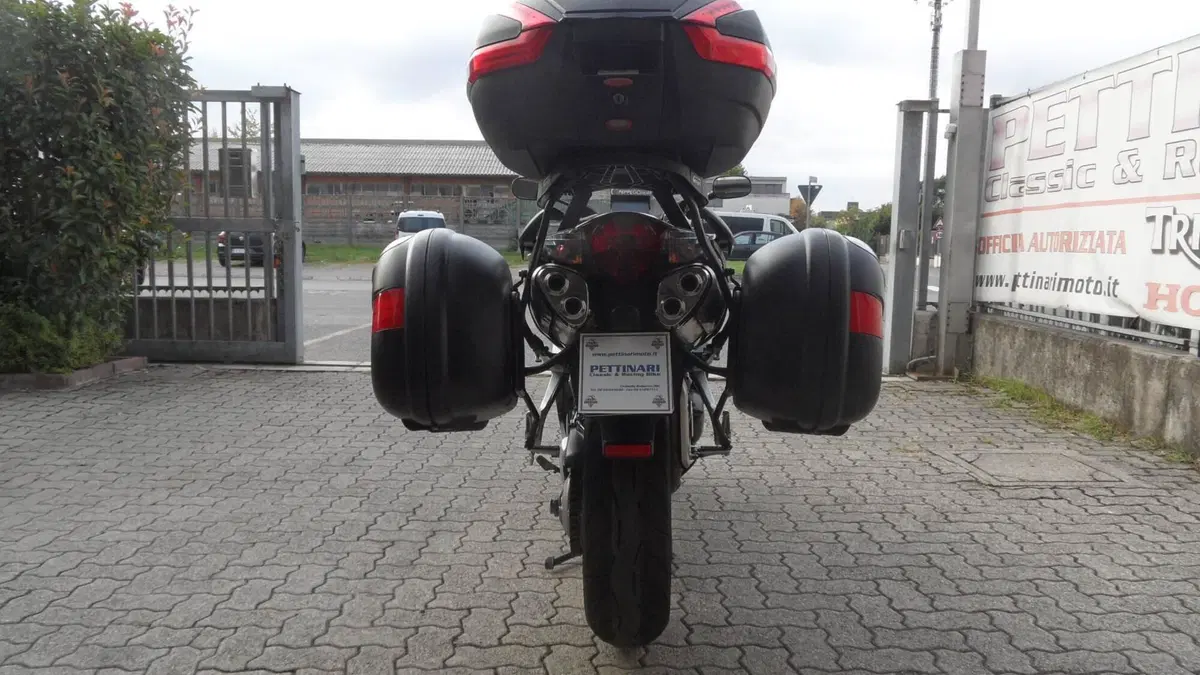 Honda VFR 800 (2006 - 13) (7)