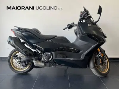 Yamaha T-Max 560 Tech Max (2022 - 24) usata