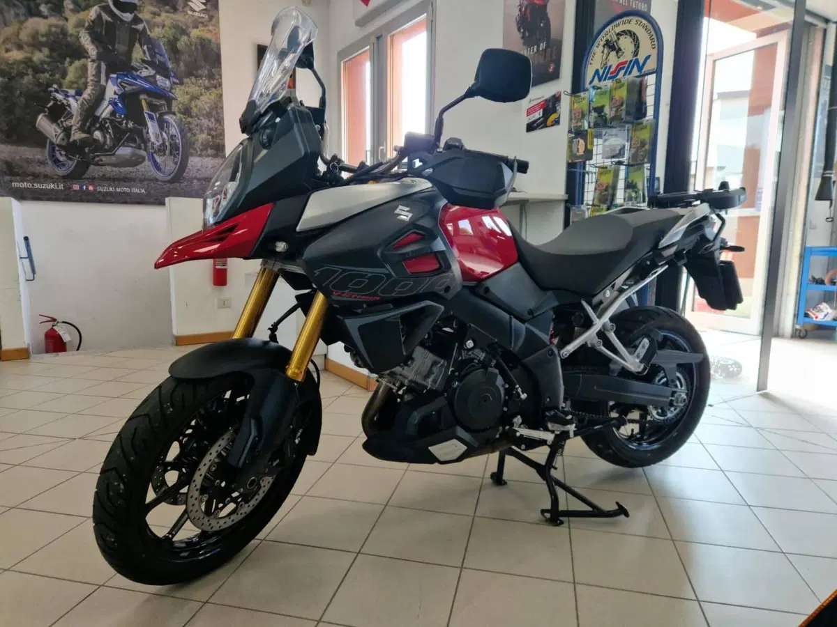 Suzuki V-Strom 1000 ABS (2014 - 17)