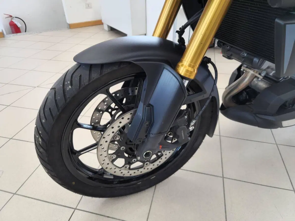 Suzuki V-Strom 1000 ABS (2014 - 17) (8)