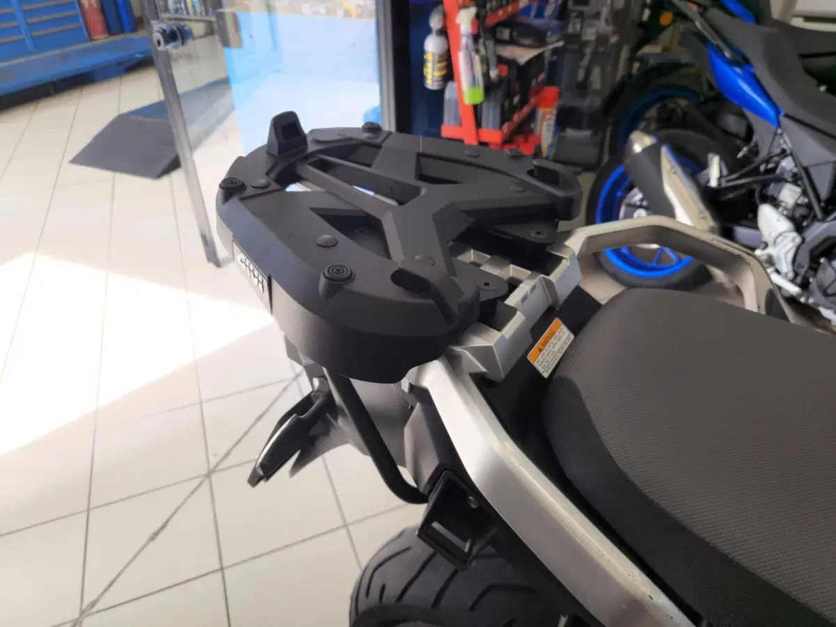 Suzuki V-Strom 1000 ABS (2014 - 17) (9)