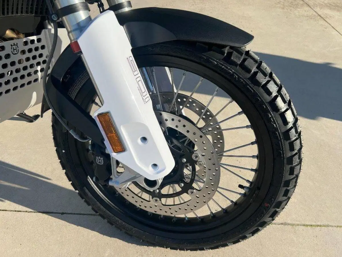 Husqvarna Norden 901 Expedition (2025 - 26) (7)