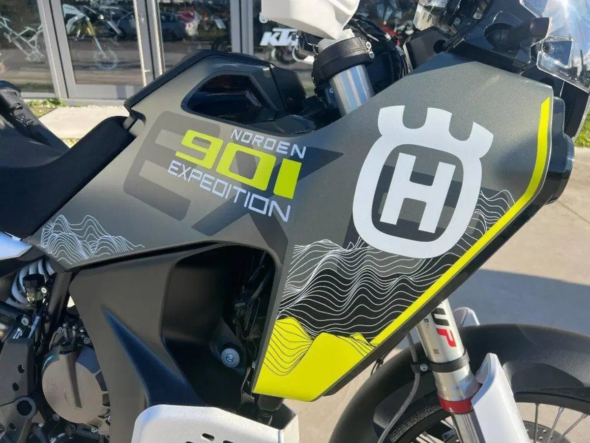 Husqvarna Norden 901 Expedition (2025 - 26) (8)