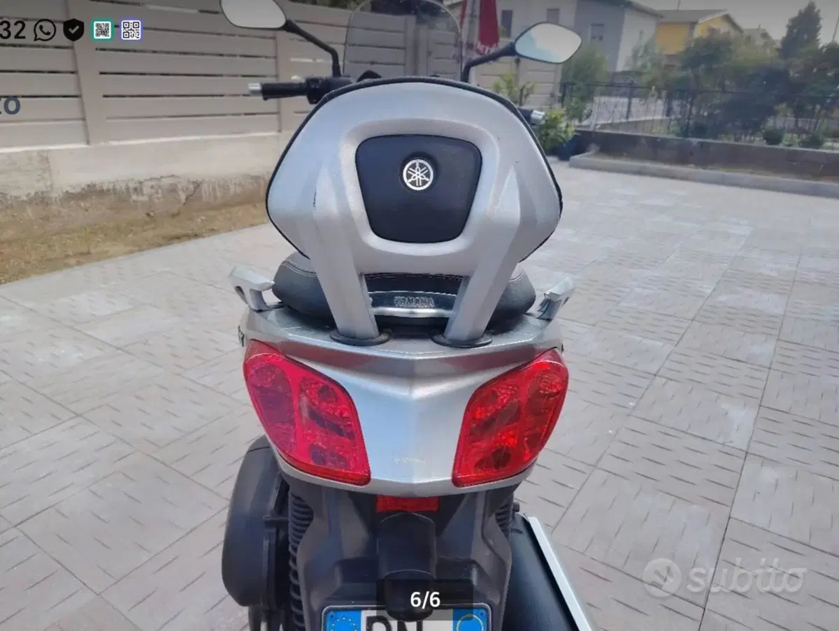 Yamaha X-Max 250 (2010 - 13) (3)