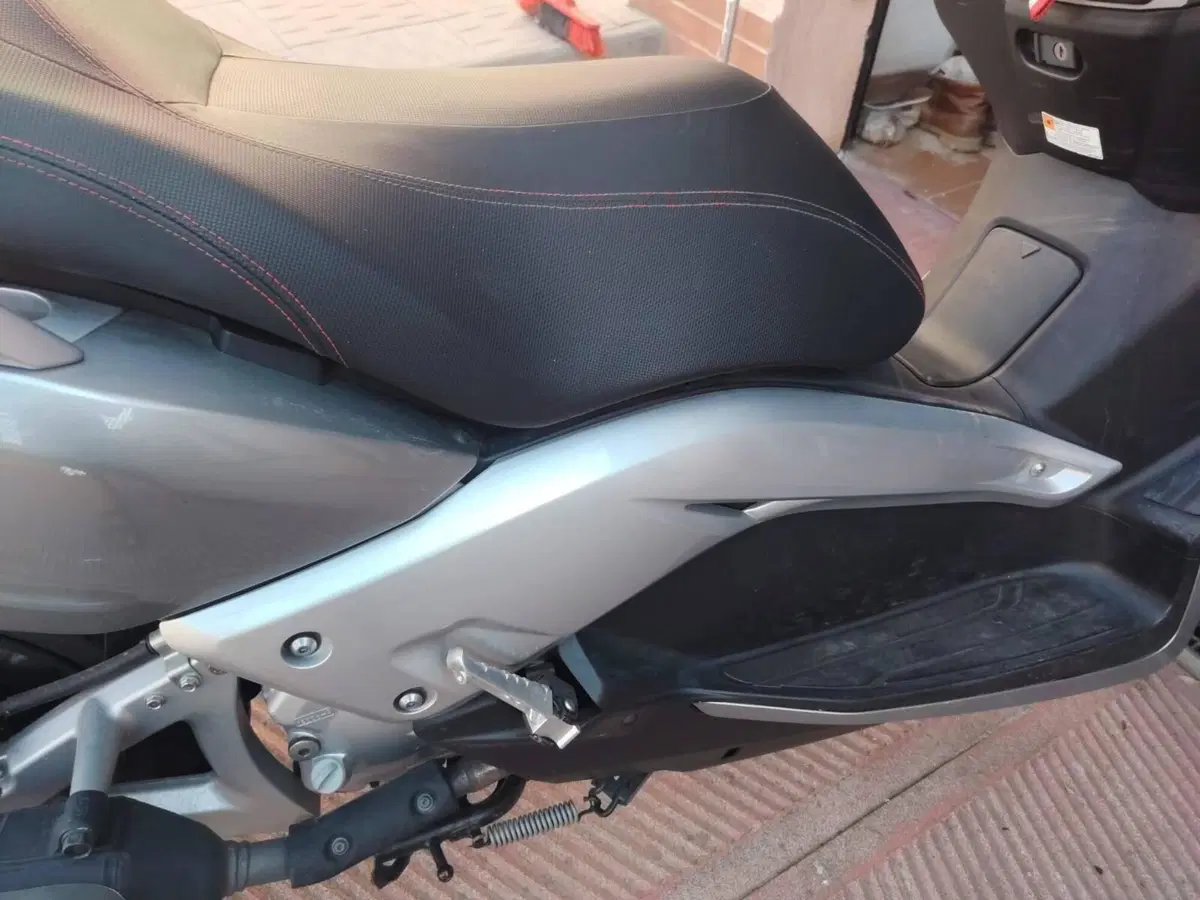 Yamaha X-Max 250 (2010 - 13) (9)