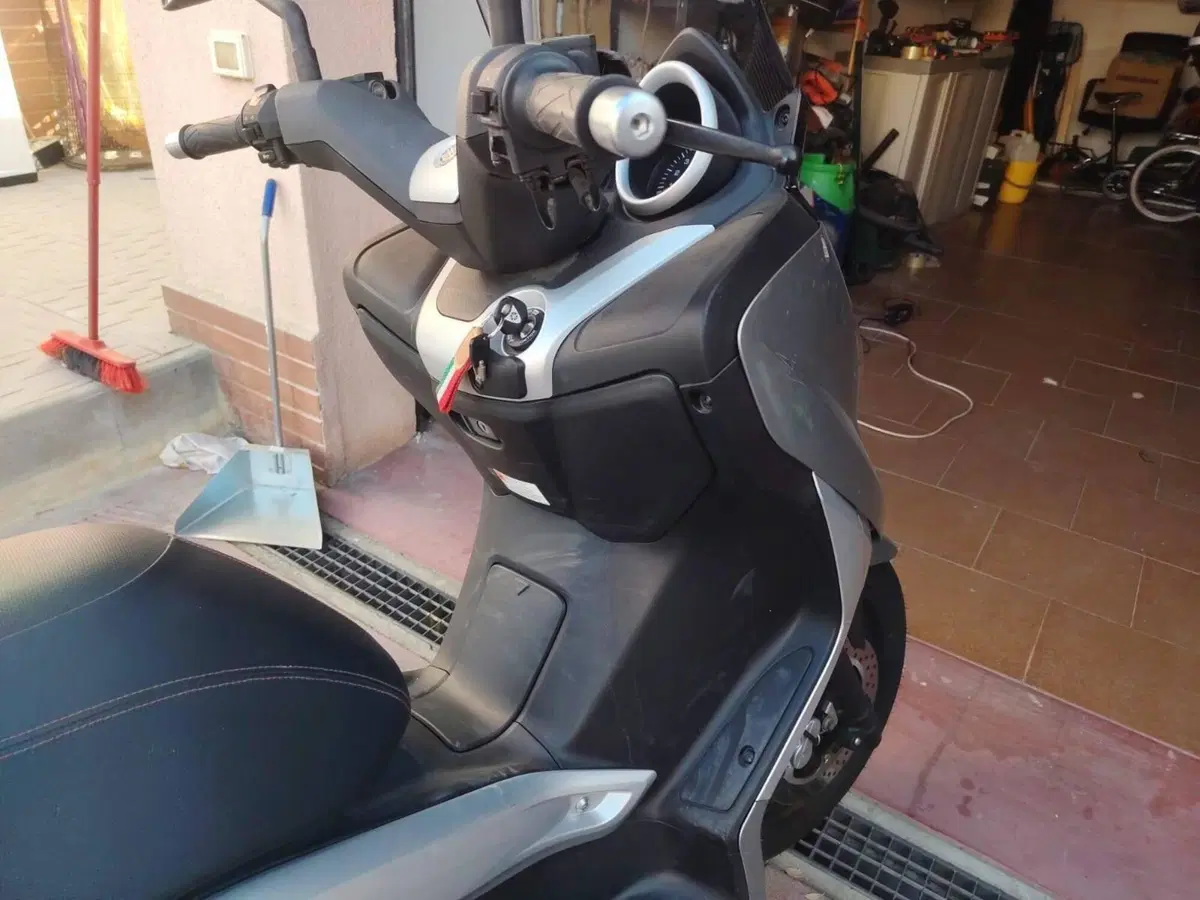 Yamaha X-Max 250 (2010 - 13) (10)