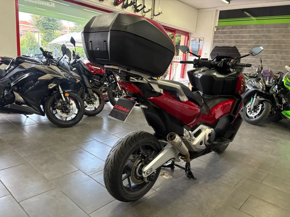 Honda Forza 750 DCT (2021 - 24) (7)