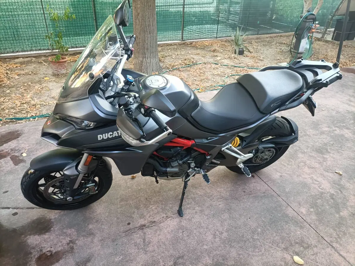 Ducati Multistrada 1200 S Touring D-air (2017)