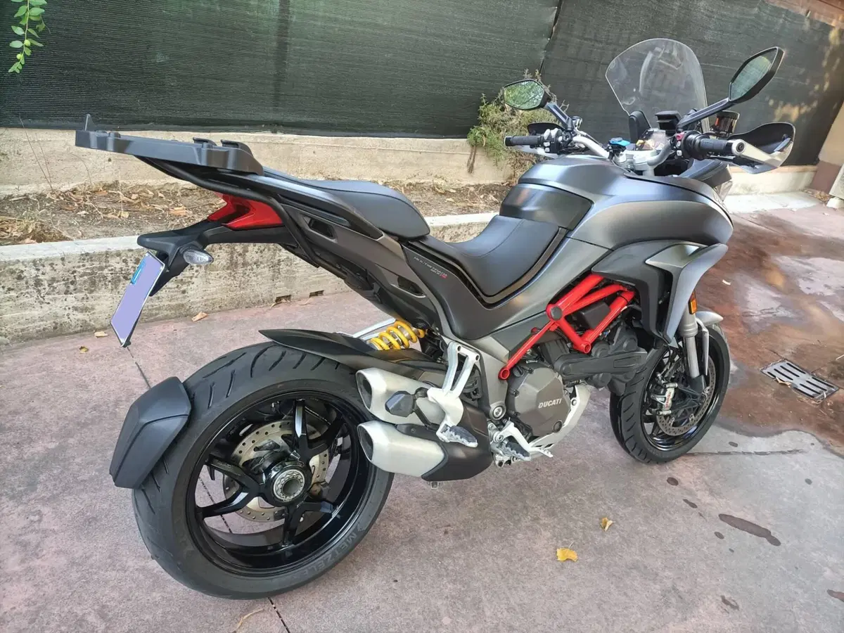 Ducati Multistrada 1200 S Touring D-air (2017) (2)