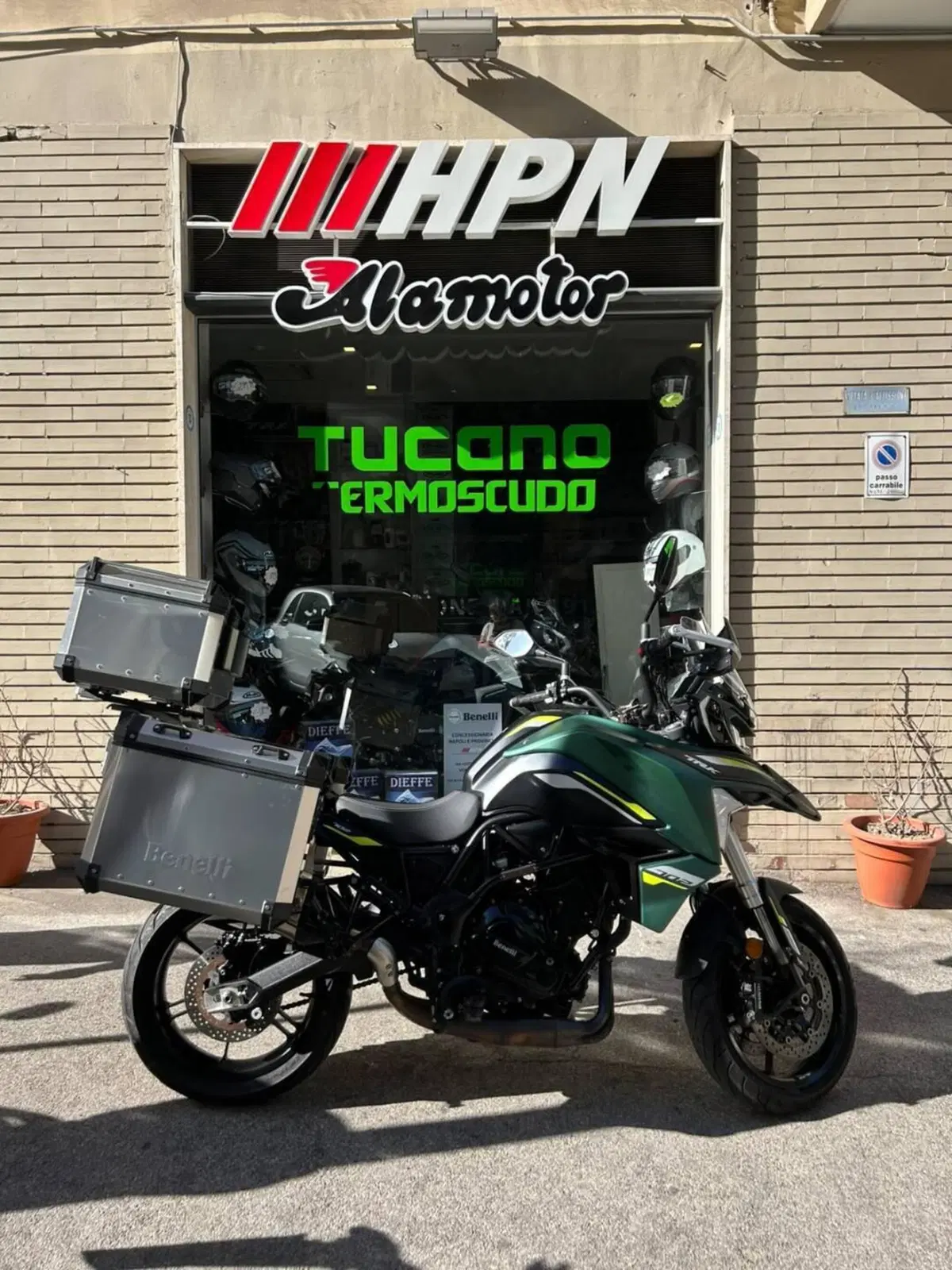 Benelli TRK 702 (2023 - 25) (3)