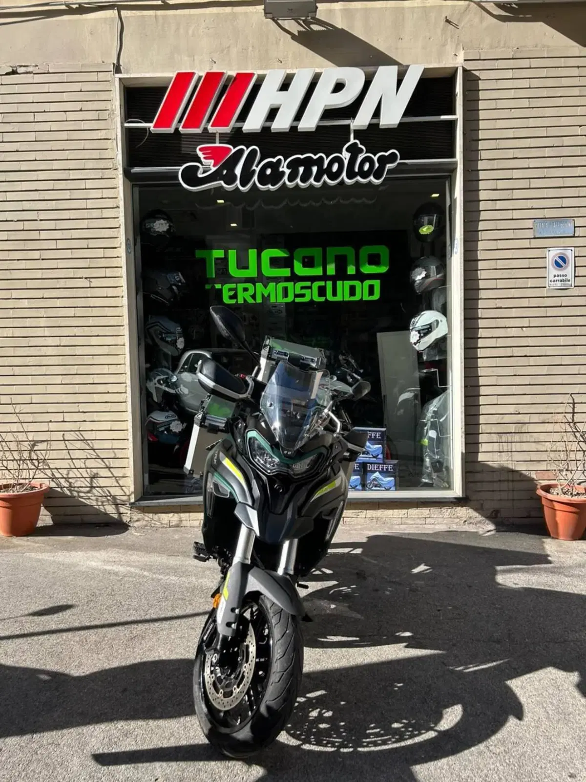 Benelli TRK 702 (2023 - 25)