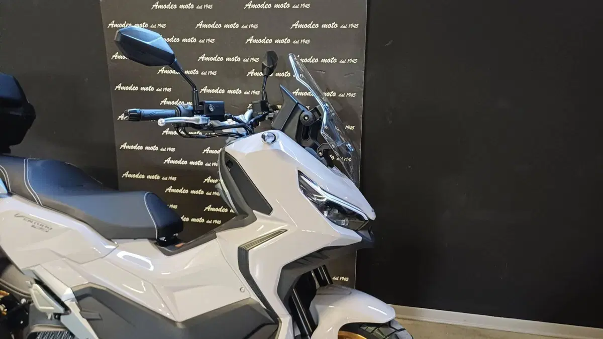 Swm Venturo 125 (2026) (3)