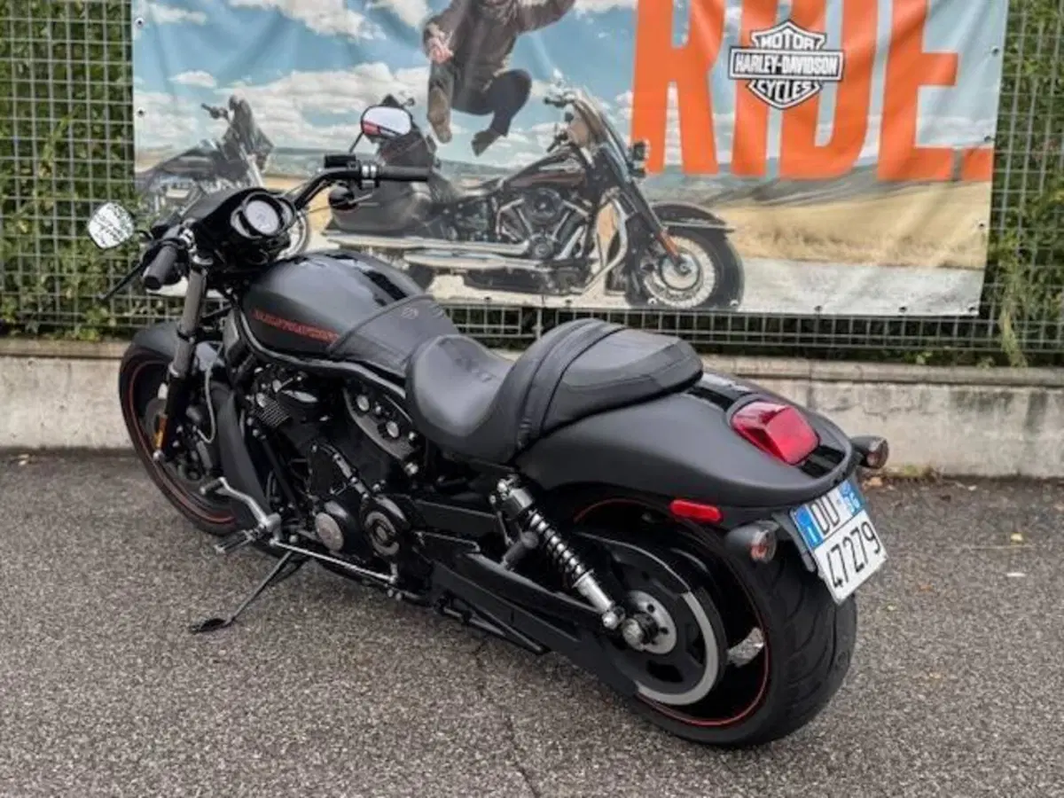 Harley-Davidson 1130 Night Rod Special (2006 - 07) - VRSCDX (12)