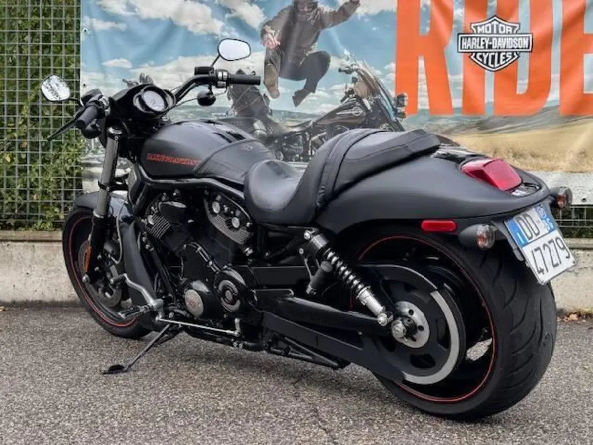 Harley-Davidson 1130 Night Rod Special (2006 - 07) - VRSCDX (14)