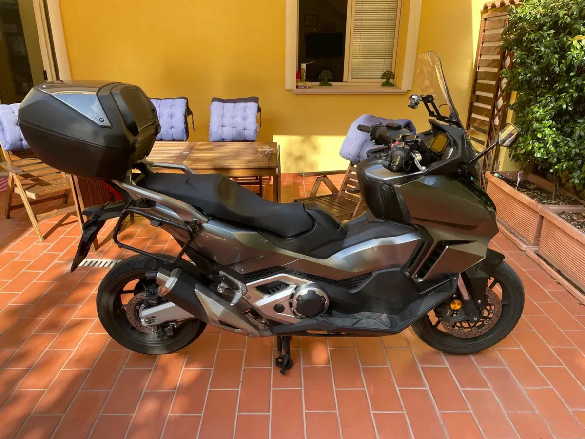 Honda Forza 750 DCT Urban (2021 - 24) (4)