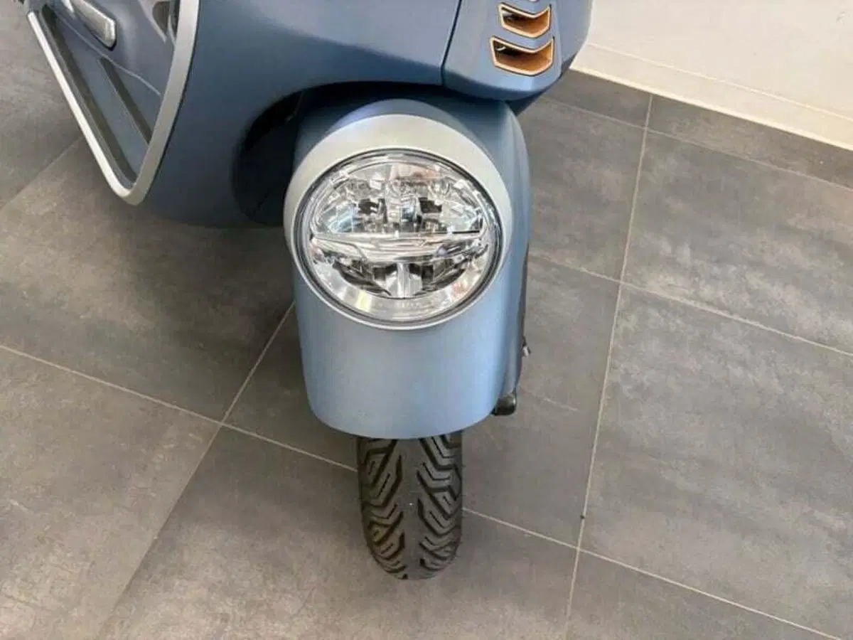 Vespa GTV 310 Officina 8 (2026) (3)