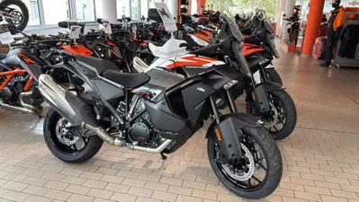 KTM 1390 Super Adventure S (2026) usata