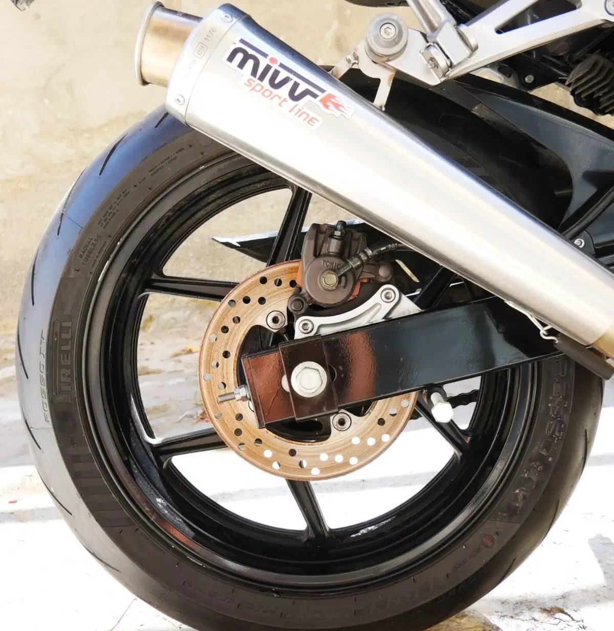 Kawasaki Z 750 (2003 - 06) (8)