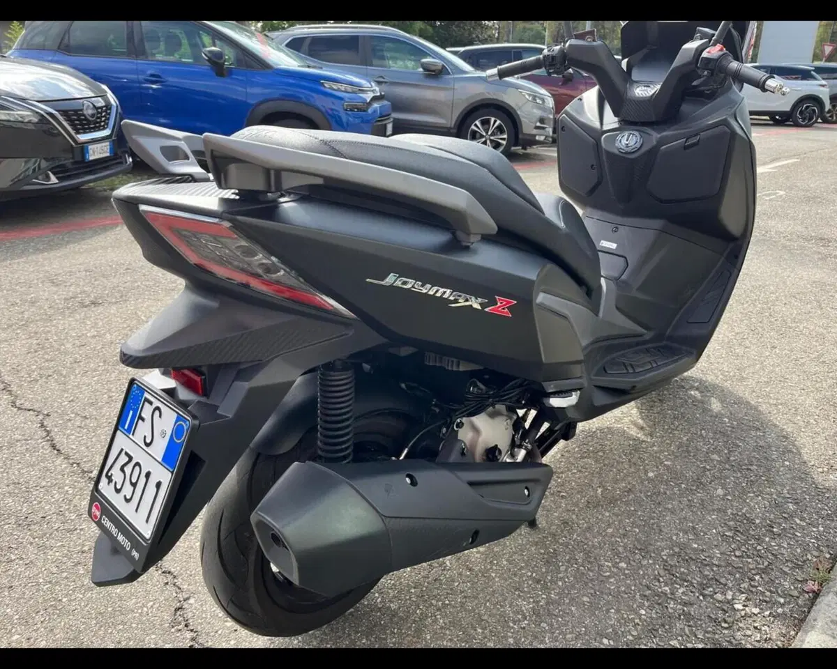 Sym Joymax 300 Z+ (2021 - 24) (11)