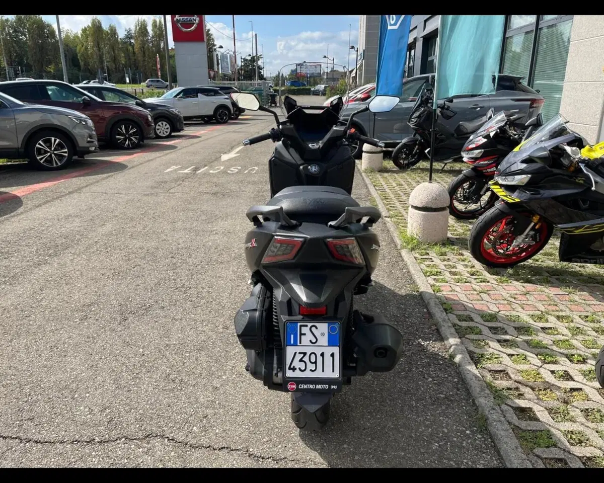 Sym Joymax 300 Z+ (2021 - 24) (6)
